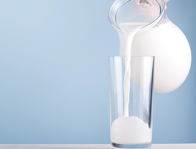 헬스 트레이너가 추천하는 '날씬하게 우유 먹는 법'