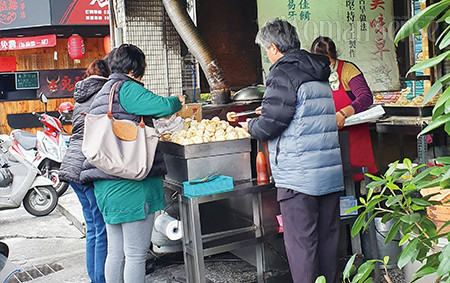 대만에서는 출근길에 아침을 사 가는 직장인들의 모습을 쉽게 볼 수 있다.